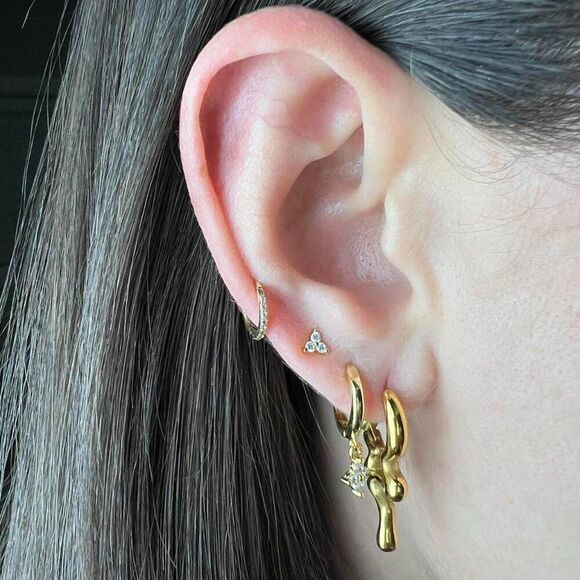 New! “Paulina” Swirl Gold Drop Earrings - Picture 5 of 6